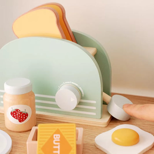 WOODEN KITCHEN TOY SET 